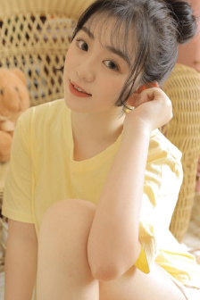 两女
